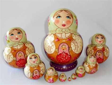 Village Girl With Babushka 10-set Babushka Matryoshka Nesting Doll ...