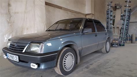 Opel Ascona C 1 6 бензиновый 1986 1 6SH TouringБалтик Блек на DRIVE2