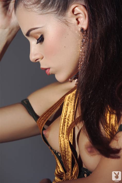 Erotic Ukrainian Glamour Model Removes Strappy Lingerie To Contort Naked CoedCherry