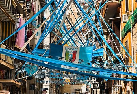 Napoli Festa Scudetto Auto Vietate Da Fuorigrotta Al Centro Storico