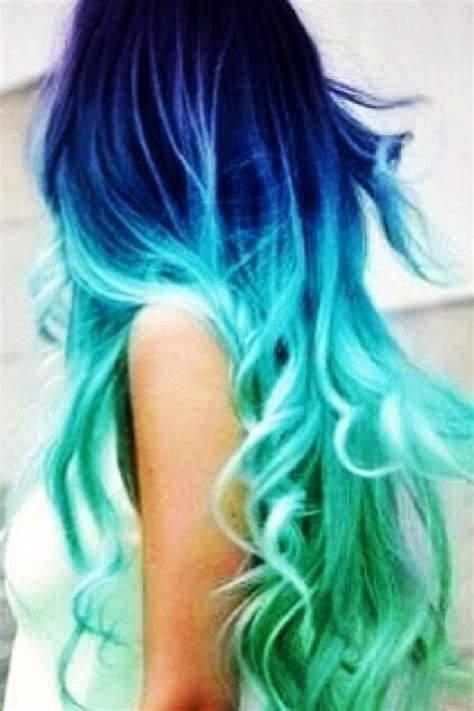 Want This So Bad Dyed Hair Blue Ombré Mermaid Hair Hair And Eyes