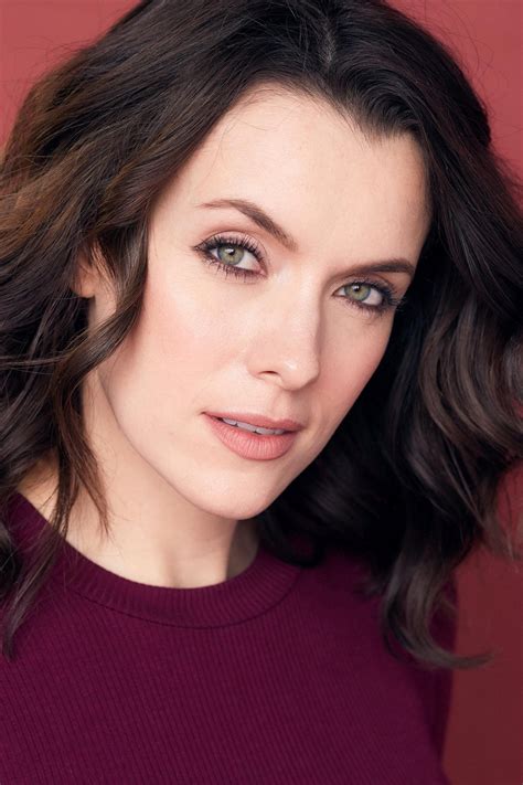 Ashlynn Yennie Wiki, Biography, Age, Gallery, Spouse and more