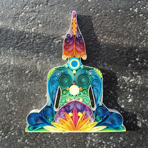 Paper Quilling Artist Turns Colorful Paper Into Incricate Works Of Art