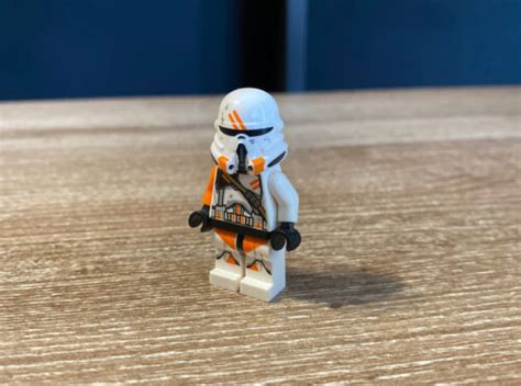 Lego 212th Battalion Airborne Clone Trooper Minifigure Episode 3 Ebay