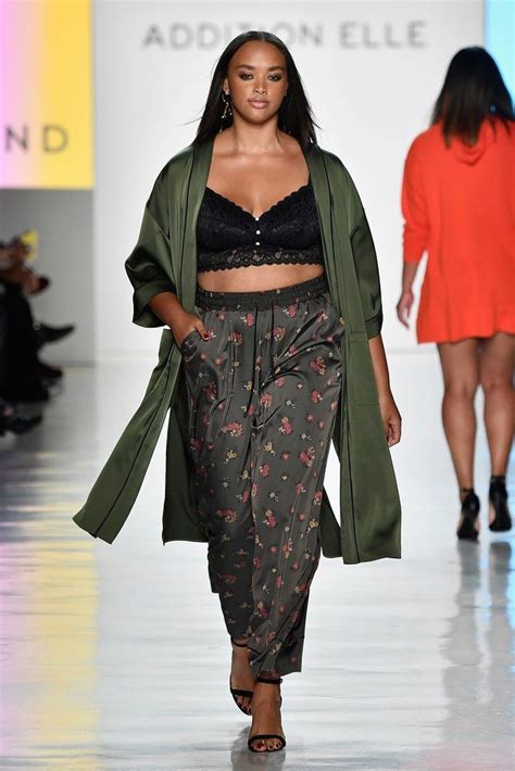 New York Fashion Week Had The Most Plus Size Models Ever—see All The Looks Plus Size Outfits