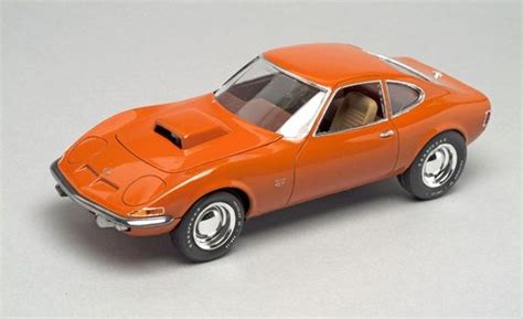 Round 2 Opel GT Opel Plastic Model Kits High Performance Cars