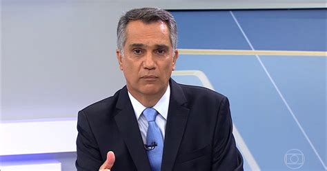 Jornal Hoje Corpo do jornalista Arthur Almeida é enterrado em Minas