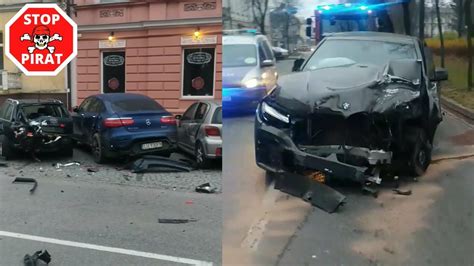 Pijany kierowca BMW wjeżdża w 10 zaparkowanych samochodów w Radomiu