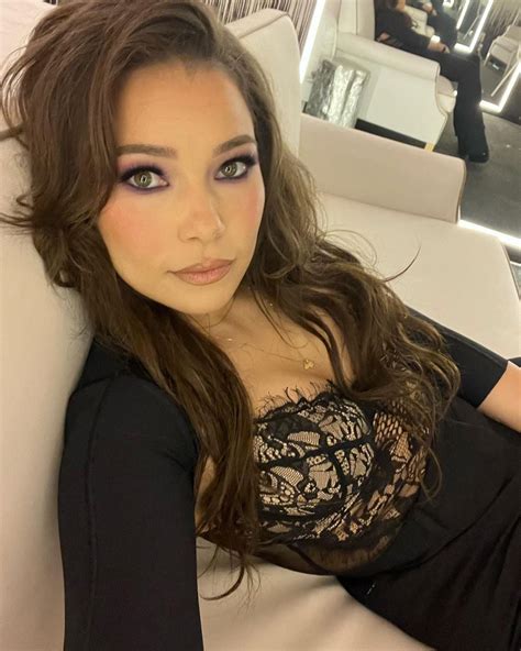 Jessica Parker Kennedy R Flarrowporn