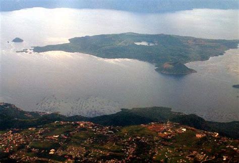 taal lake description eruptions volcano map facts britannica