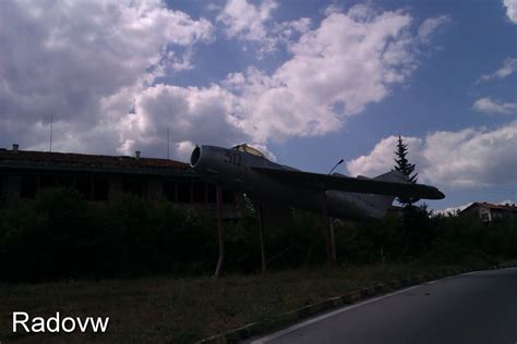 Mikoyan Gurevich Mig 17 Kovachevtsi