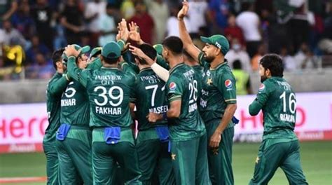 Pakistan Slip To Fifth Place In Icc Odi Rankings