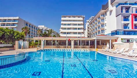 Lastminuter Wczasy w Turcji ultra all inclusive w 4 hotelu od 1182 zł