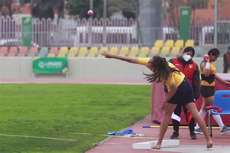 Continúan las competencias en los Juegos Escolares deportivos y