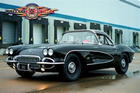 1961 Chevrolet Corvete | Motoexotica Classic Cars