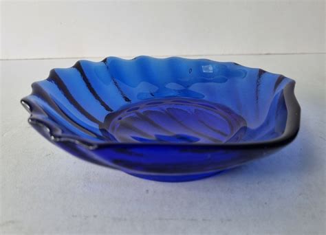 Blue Glass Trinket Dish Cobalt Blue Glass Scallop Shaped Bowl Decorative Blue Glass Dish Scallop