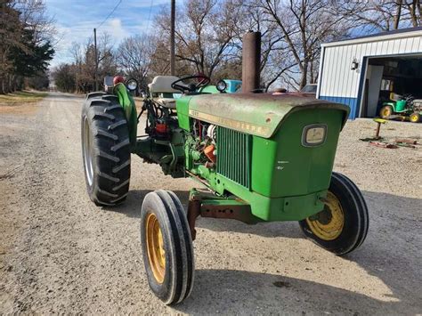 1969 John Deere 1020 Tractor Gavel Roads Online Auctions