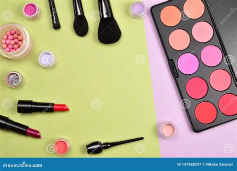 Los Productos De Maquillaje Profesionales Con Los Productos De Belleza