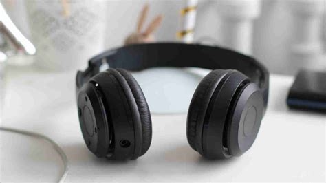 Best Wireless Headphones 2021: Reviews & Buyer’s Guide