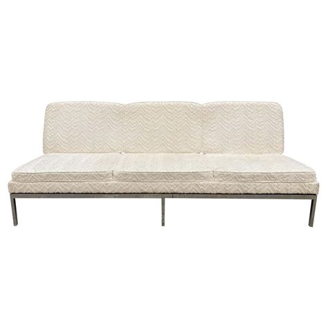 Mid Century Modern Steelcase Three Seater Sofa At 1stdibs