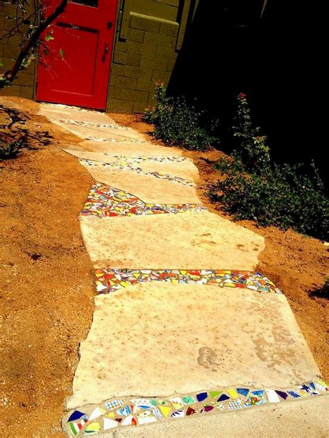 Awesome 65 Beautiful Diy Mosaic Garden Path Decorations For Your