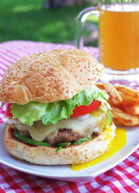 Juicy Grilled Hamburger Recipe