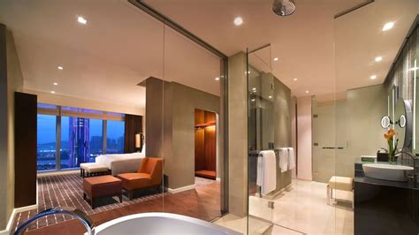 Luxury Hotel Rooms and Suites in Macau | Grand Hyatt Macau