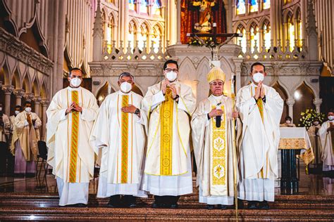 El P Emmanuel Salgado L C Es Ordenado Sacerdote Por El Arzobispo De