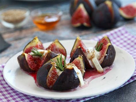 Figues R Ties Au Ch Vre Miel Recette Ptitchef