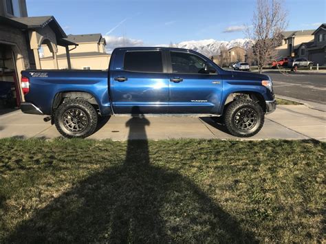 285/75R18 wheels and tires fit without cmc | Toyota Tundra Forum