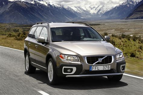 Volvo Cars travels down a familiar road with coming V90 Cross Country