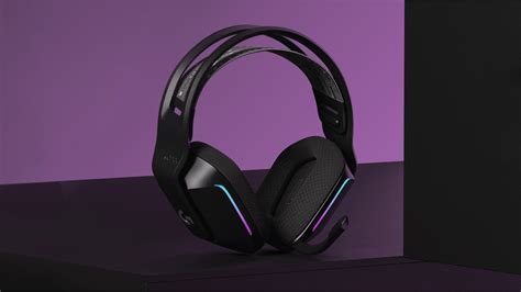 G733 Ultra-Lightweight, Wireless Gaming Headset