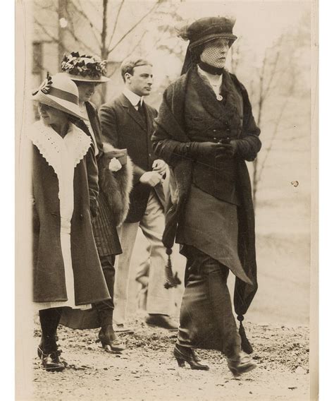Mrs John Jacob Astor Iv She Was A Young Pregnant Wife When She