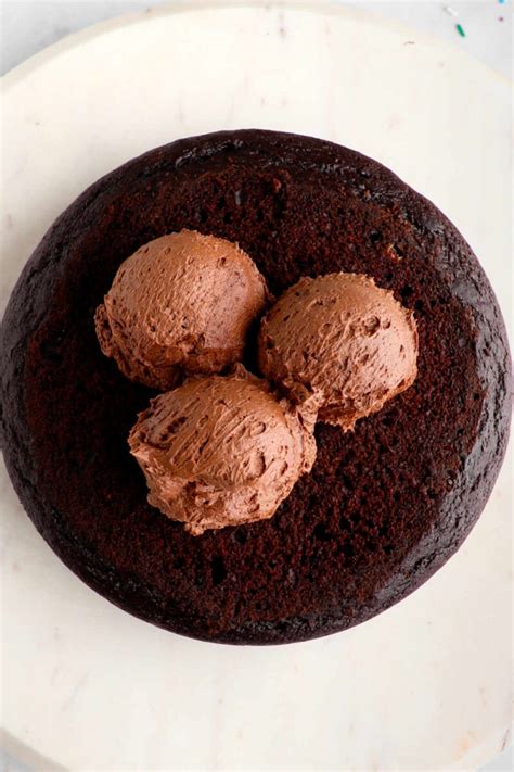 Vegan Chocolate Frosting 5 Ingredients