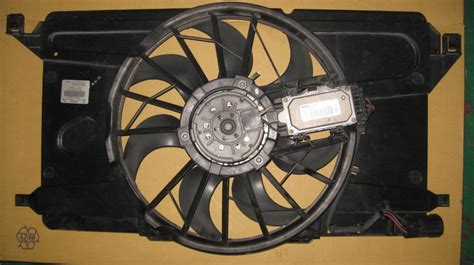 Mazda Bosch Radiator Engine Aircon Fan Assembly Car Parts