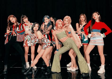 Twice Desktop Wallpapers 4k Hd Twice Desktop Backgrounds On Wallpaperbat