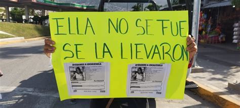 La Jornada En Acapulco bloquean avenida para exigir búsqueda de