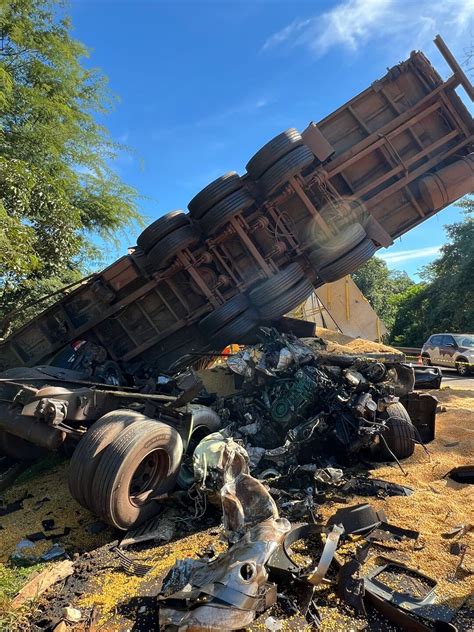 Sobe para seis mortes em trágico acidente na BR 163 na Capital O