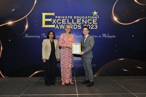 Dr Haw Choon Yian Receives Private Education Excellence Awards 2023