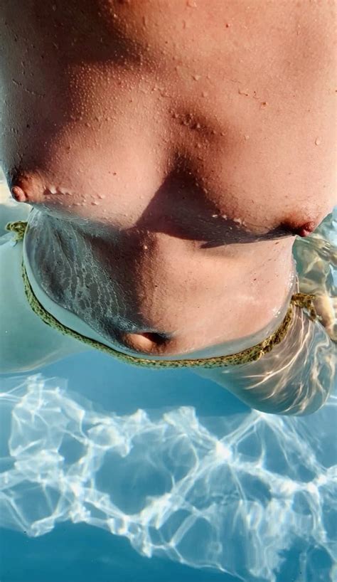 Sexy Wife In Bikini 15 Pics XHamster