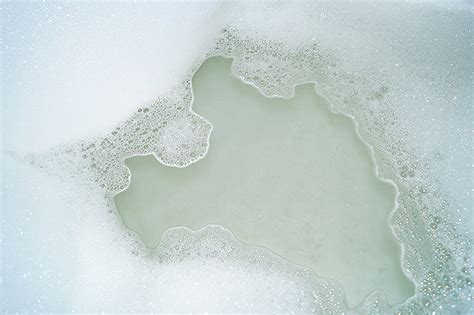 Review Lush Gingy Bubble Bar Oh My