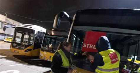 Busse und Bahnen stehen Warnstreik im ÖPNV hat begonnen Pfalz