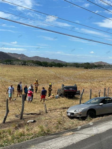 SANTA CRUZ COLISION Y VUELCO DEJO DOS PACIENTES SomosACRnet