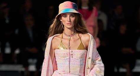Style Notes: круизный показ Chanel 2023/24 в Лос-Анджелесе | Posta-Magazine