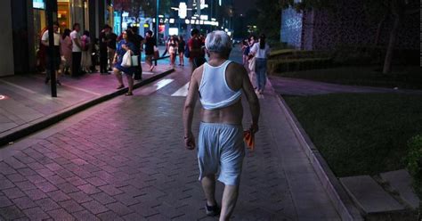 Bikini B C Kinh L G M B C M V K M V N Minh