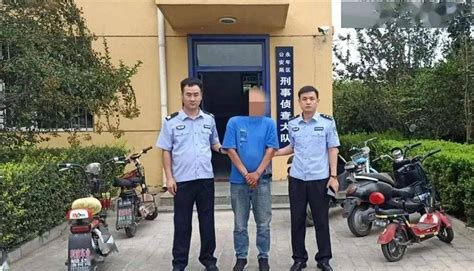 男子去足疗店的时候抵不住诱惑而“出手”，莫伸手，伸手必被捉崔先生