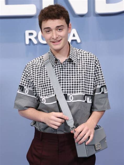 Stranger Things Actor Noah Schnapp Comes Out As A Gay
