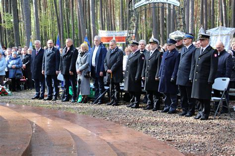 Uroczystości ku czci pomordowanych w lasach piaśnickich Gmina Wejherowo