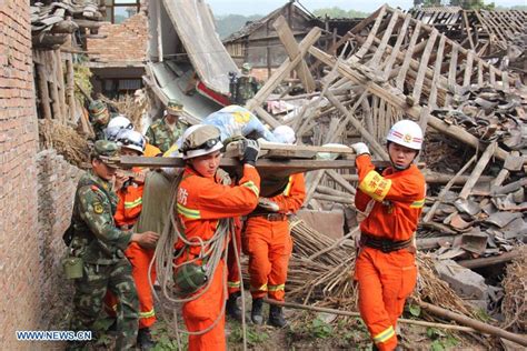 Bomberos Rescatan A 93 Sobrevivientes De Sismo 2