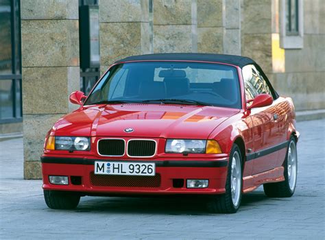 BMW M3 E36 (1993) - HD Picture 10 of 16 - #54474 - 2703x2000